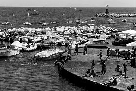 Napoli - Bagni alla rotonda di via Caracciolo